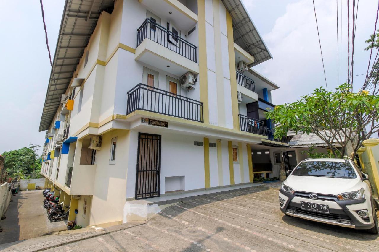 G357 Near Margo City Depok Exterior foto